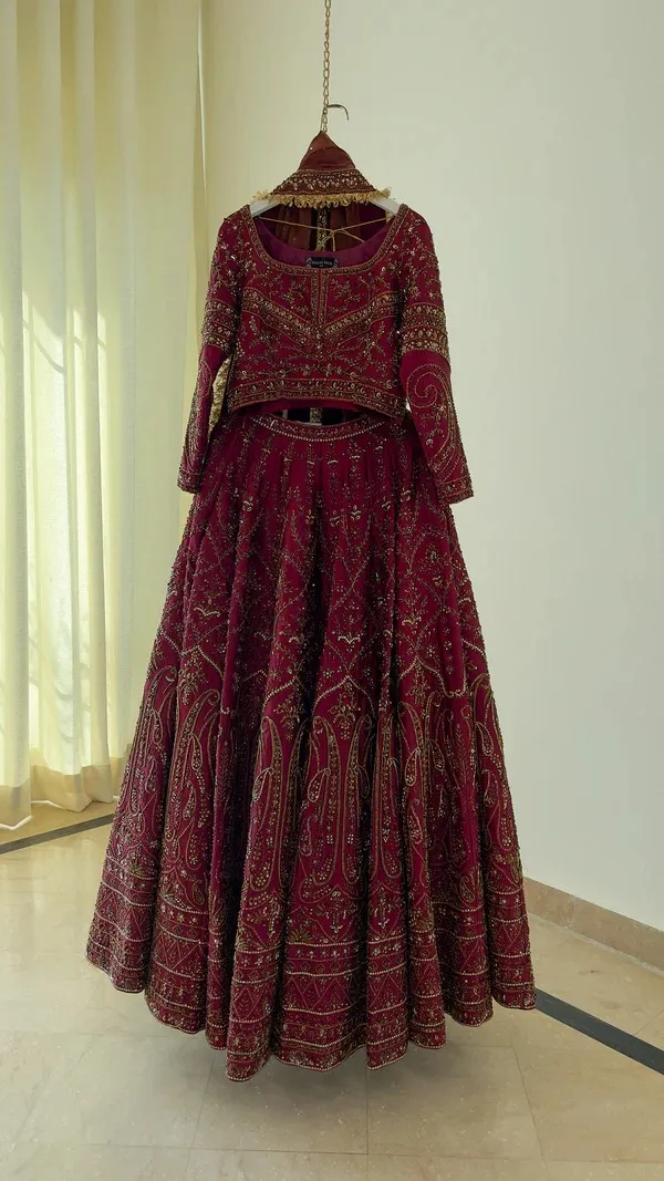 Nuzhat - Deep Wine